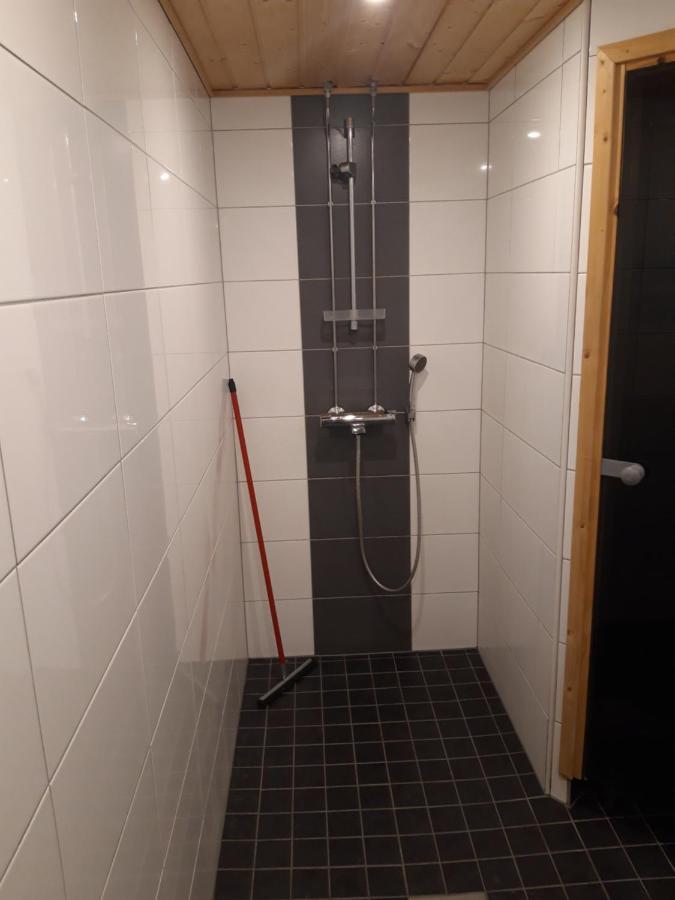 Jaalan Tienristi Motell Kouvola Exteriör bild